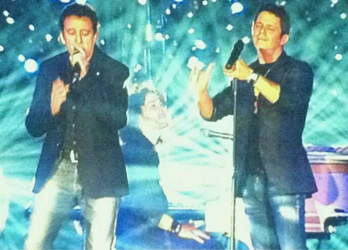 5404_10151392221071876_1279203637_n