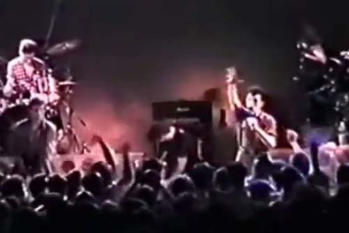 El Último de la Fila: Todo un hombrecito – Directo Montalbán 1987