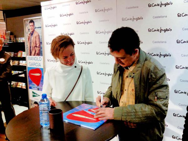 B3mlcS_CYAAi8oa - copia