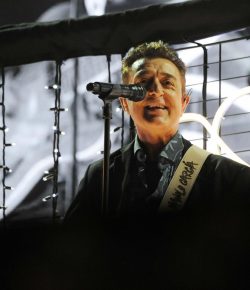 Manolo García, la humildad hecha música sobre el escenario del Concert Music