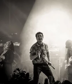 «En mis canciones siempre hay una búsqueda de esperanza»