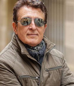 Manolo García sobre su próximo trabajo: «Quimi y yo nos hemos reído muchísimo y eso creo que se va a transmitir en el disco”