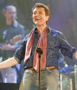 Manolo García: «La sensación de dar alegría a los demás es impagable»