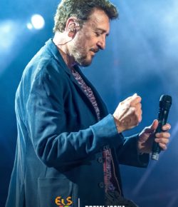 Manolo García premiado como Icono en La Nit de Els 40